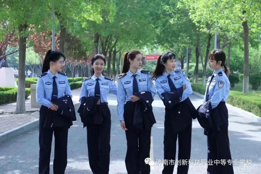 c22cbc16827f9736b08797315a9bbb65.jpg c22cbc16827f9736b08797315a9bbb65.jpg